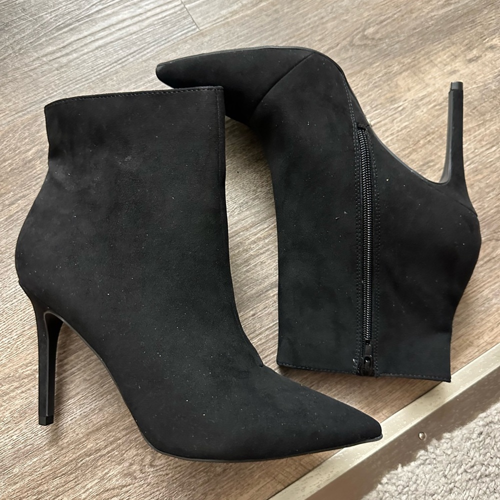 Thalia Sodi Black Ankle Boot